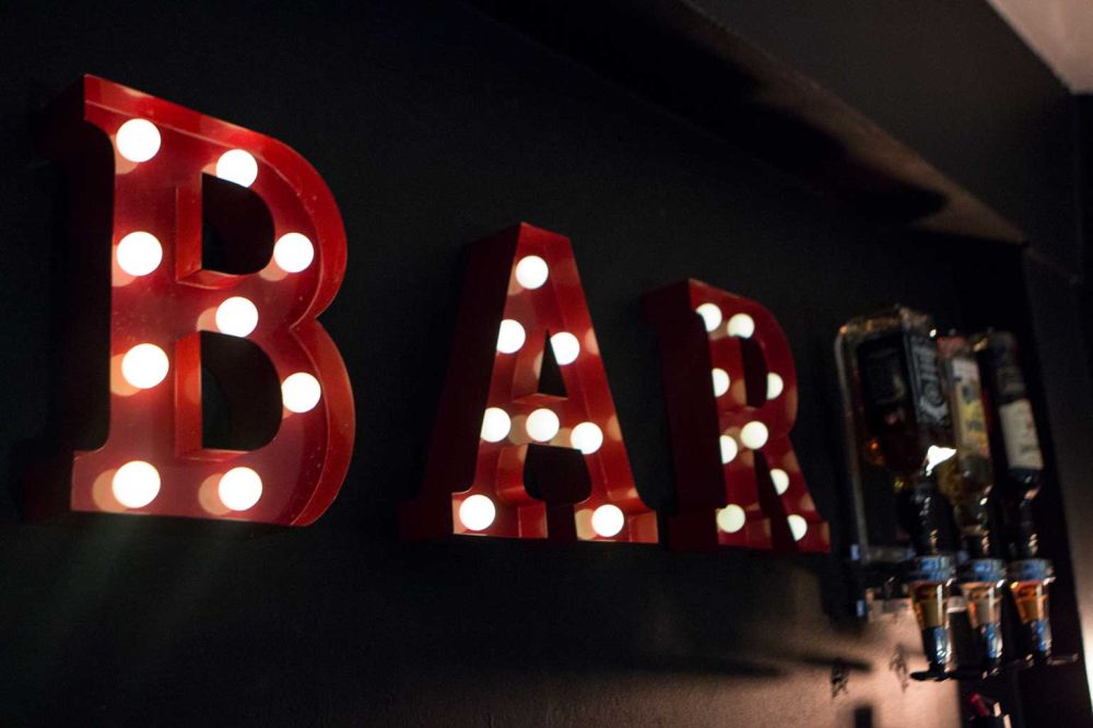Paradise-Bar.